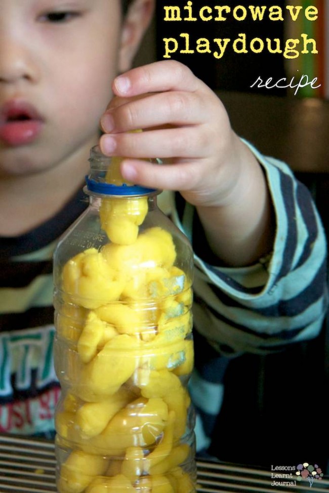 Very Simple Playdough Recipe