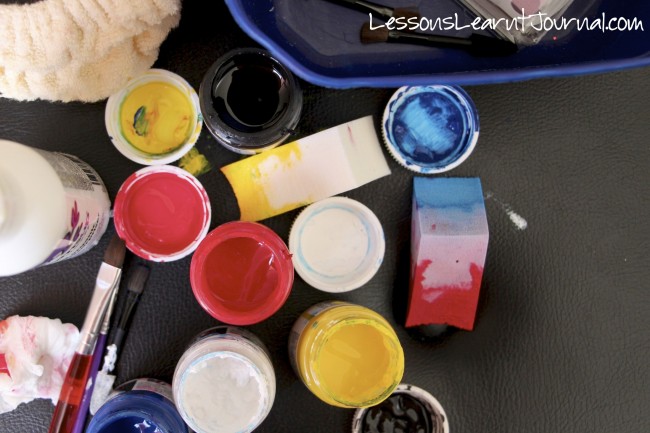 Face Painting With Watercolor Pencils – Curated Play Spaces